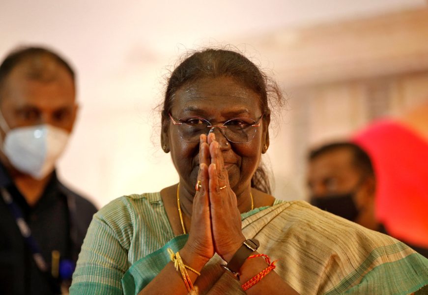 Murmu nació en el seno de una familia de la comunidad étnica santal en el oriental estado de Odisha. Foto: REUTERS