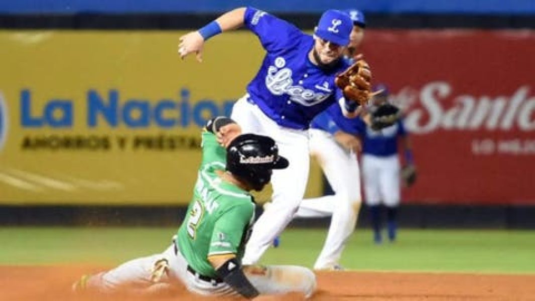 Estrellas-y-Licey.-1024x576