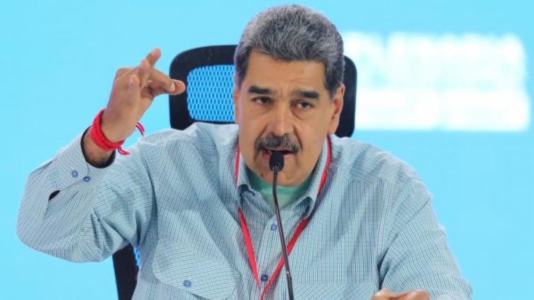 Nicolas-Maduro-llama-a-la-construccion-de-un-liderazgo-con-valores-y-humildad-600x338