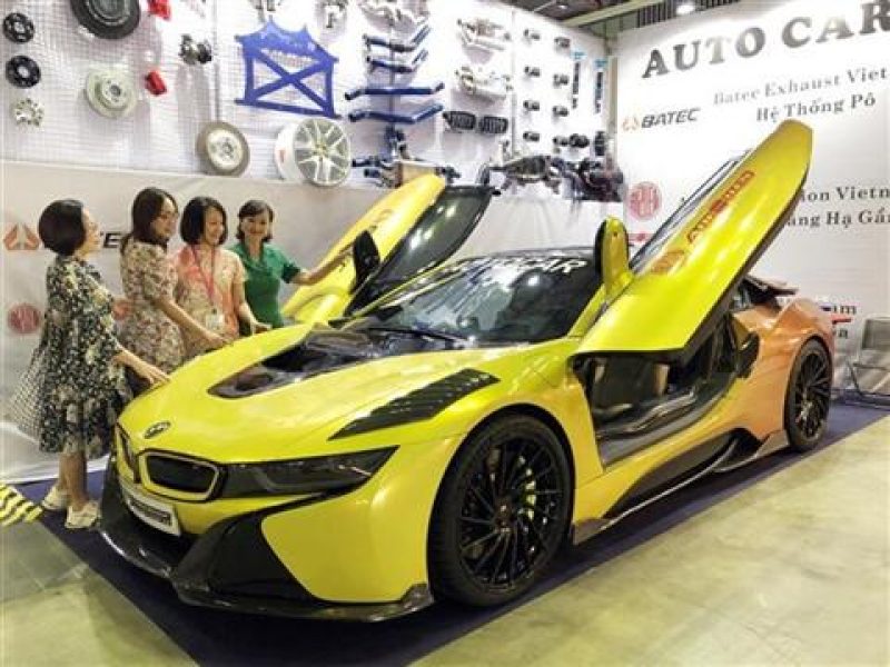 Se trata de la primera feria internacional de la industria automotriz en Vietnam. Foto: PL