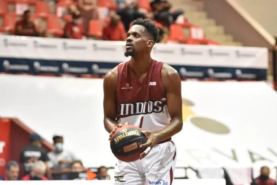 El talentoso jugador obtiene su primer MVP en la Liga Nacional de Baloncesto. Foto: Record.com