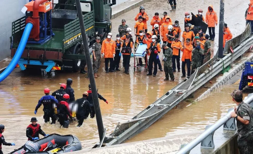 las-lluvias-persisten-en-corea-del-sur-y-dejan-ya-40-fallecidos-laverdaddemonagas.com-gi5d33cmdlcbjddxmsf4q7qjwq