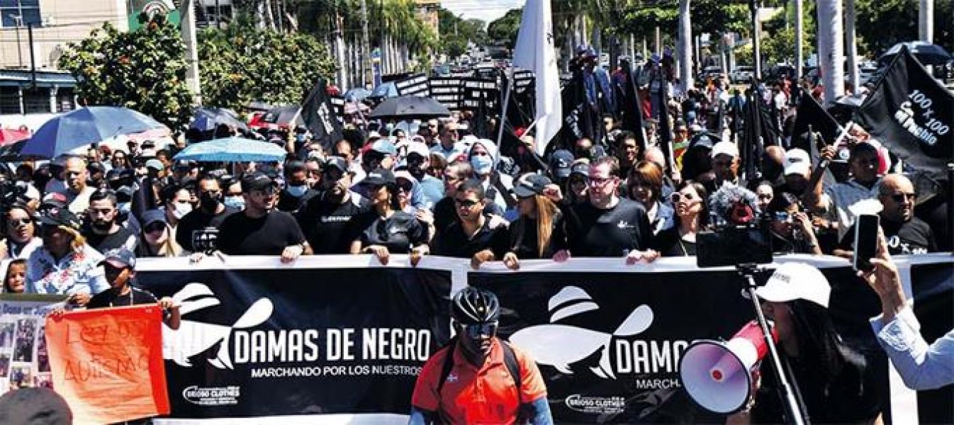 La marcha de este domingo es la segunda que se celebra en el país. Foto: Listín Diario