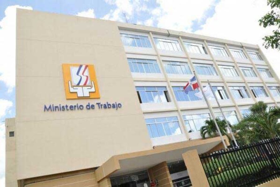 ministerio-trabajo-republica-dominicana_thumb_620