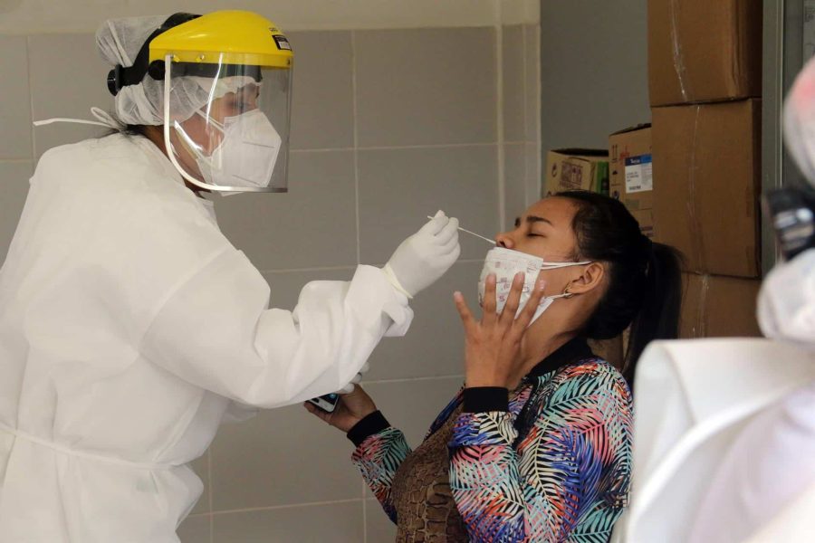 La prueba de PCR sigue siendo esencial para el diagnóstico temprano del virus. Foto: Diario Libre